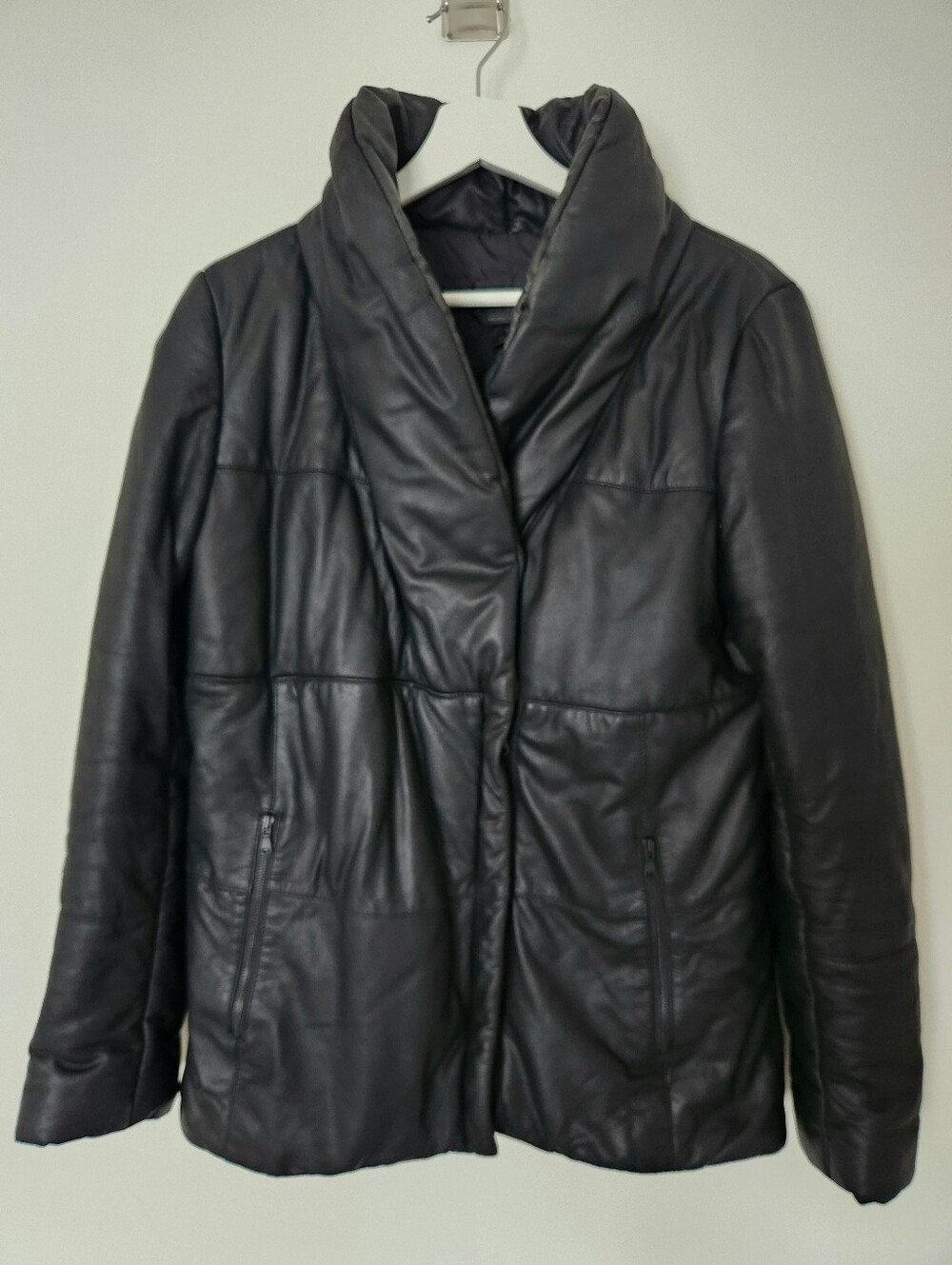 Danier Genuine Leather Thinsulate Puffer Jacket Black Size S